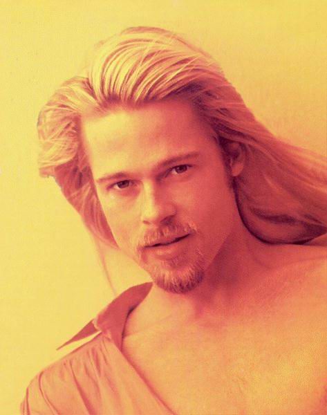 Brad Pitt melenudo 3