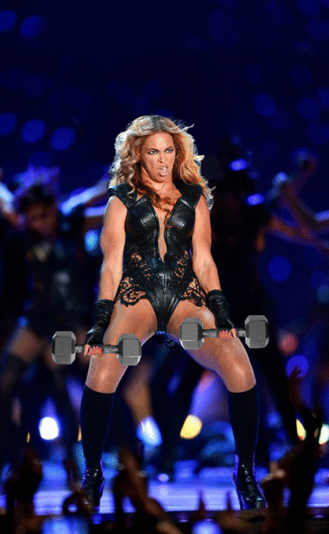 Beyonce haciendo musculo