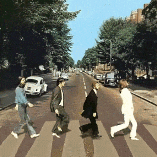 Los Beatles caminando por Abbey road