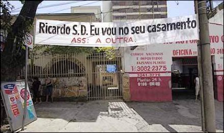 Ass a outra